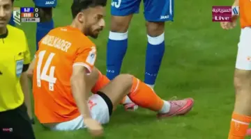 أحمد عبد القادر يتعرض للإصابة خلال مباراة الكرمة والنجف